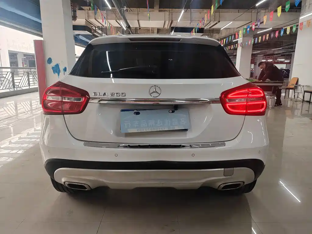 Mercedes-Benz GLA 2016 — фото 9
