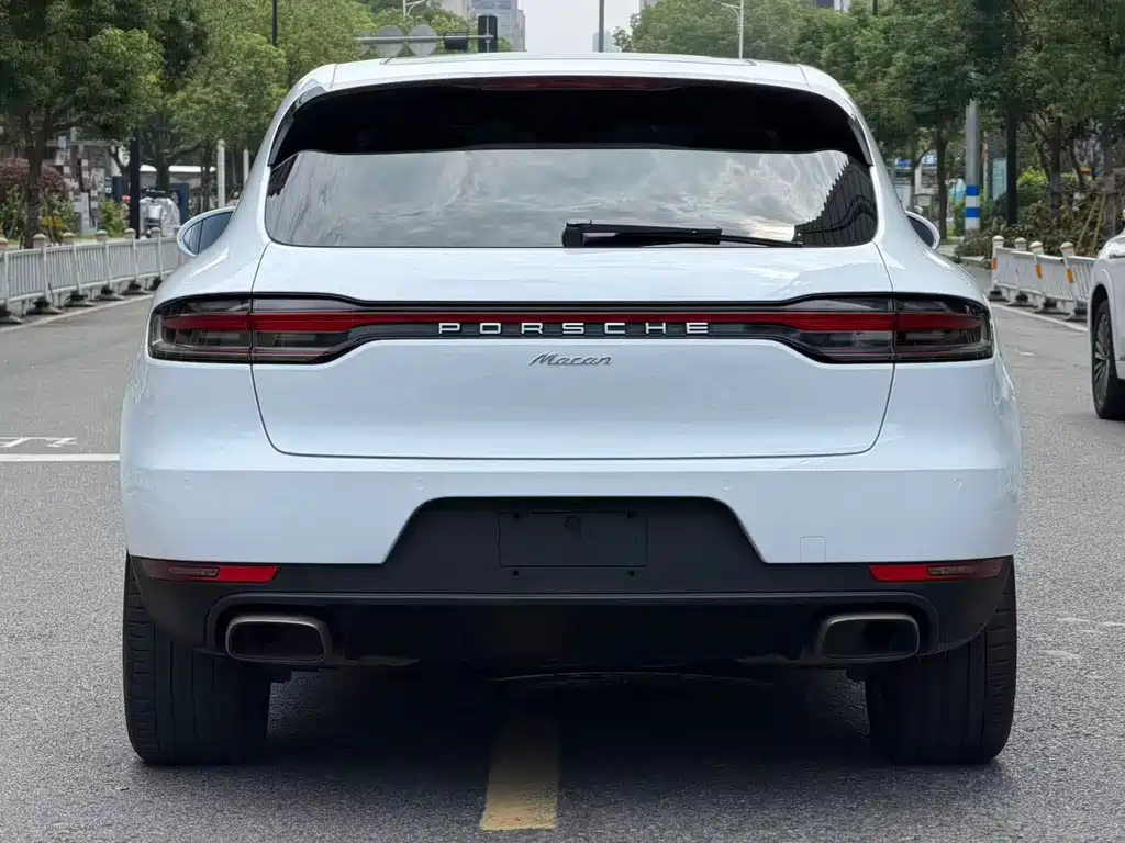 Porsche Macan 2021 — фото 8