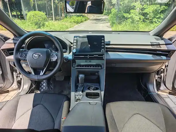 Toyota Avalon 2020