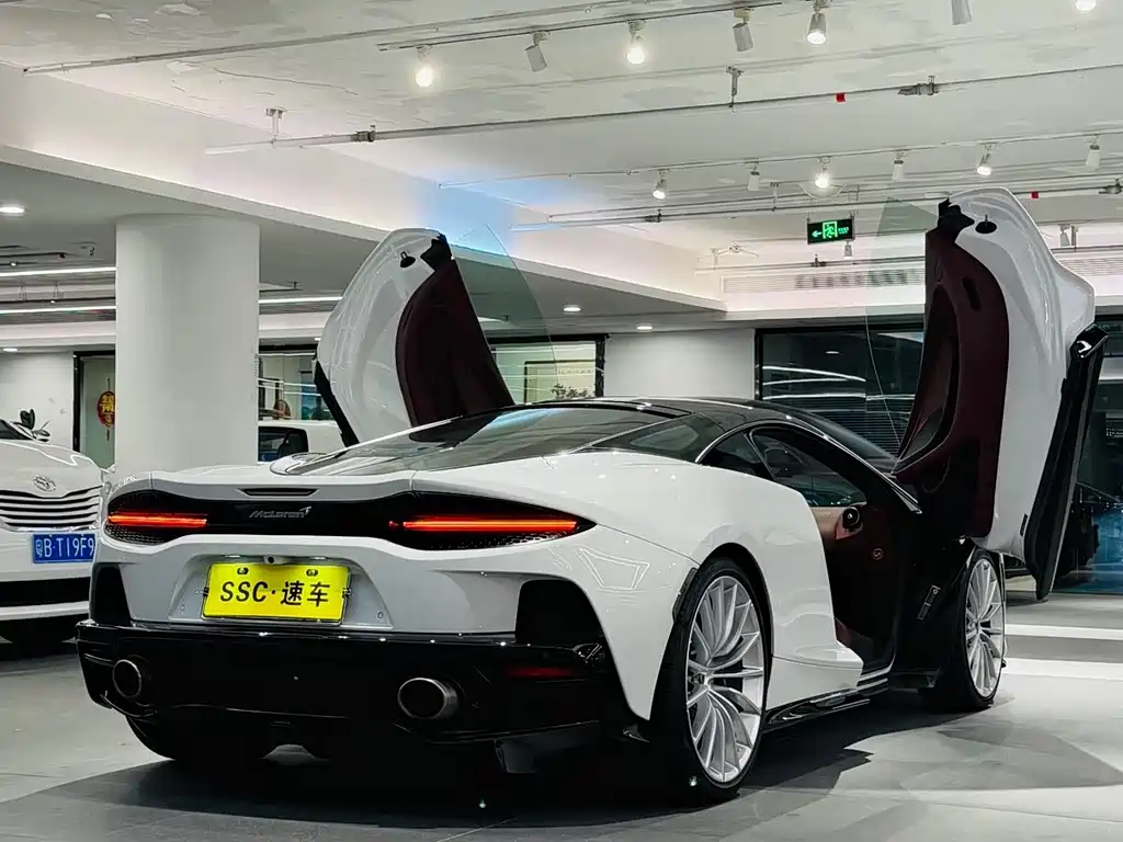 McLaren GT 2023 — фото 5