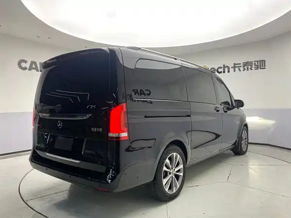 Mercedes-Benz V-Class 2022