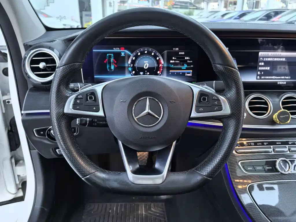 Mercedes-Benz E-Class 2018 — фото 8
