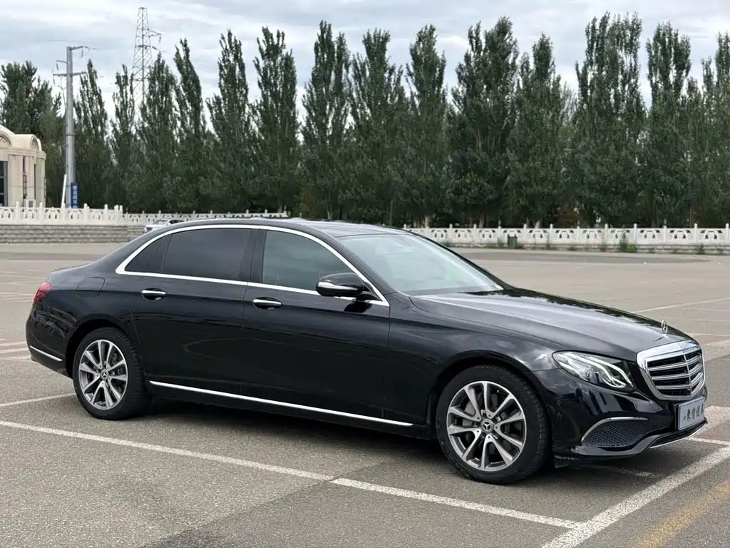 Mercedes-Benz E-Class 2018 — фото 4