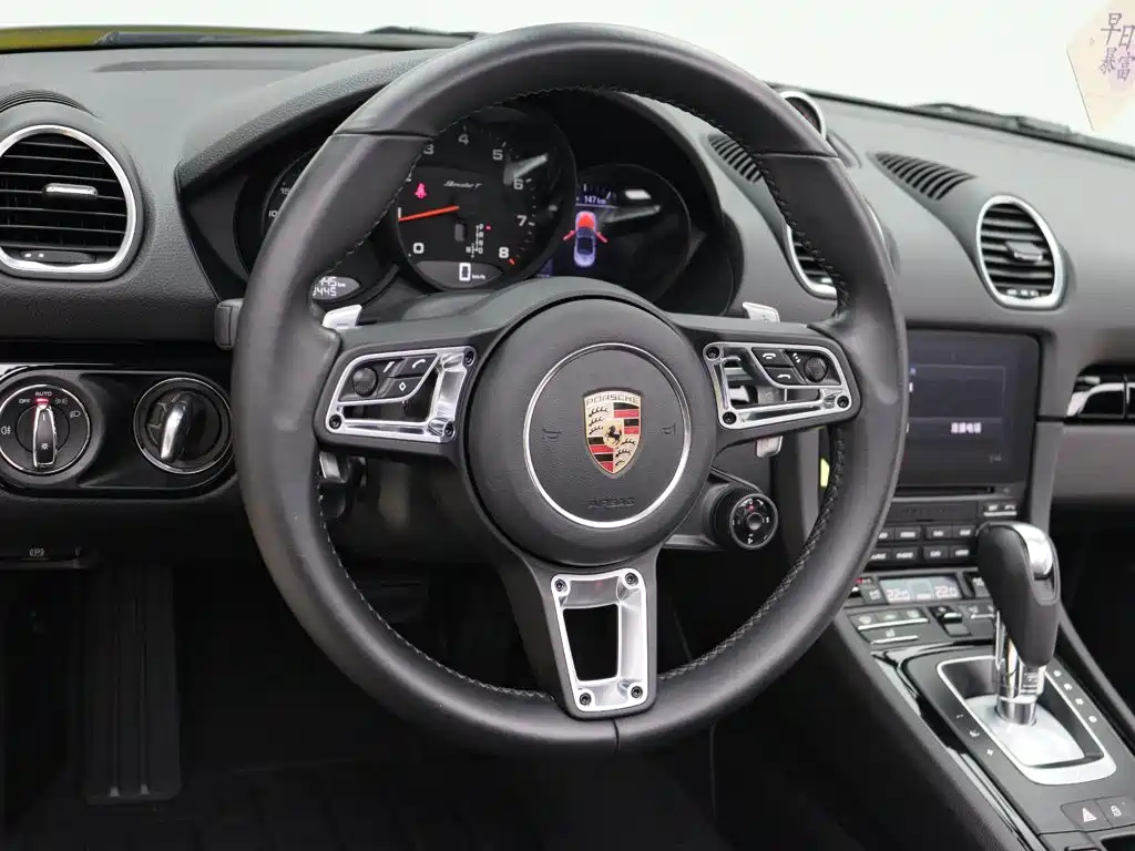 Porsche 718 2021 — фото 10