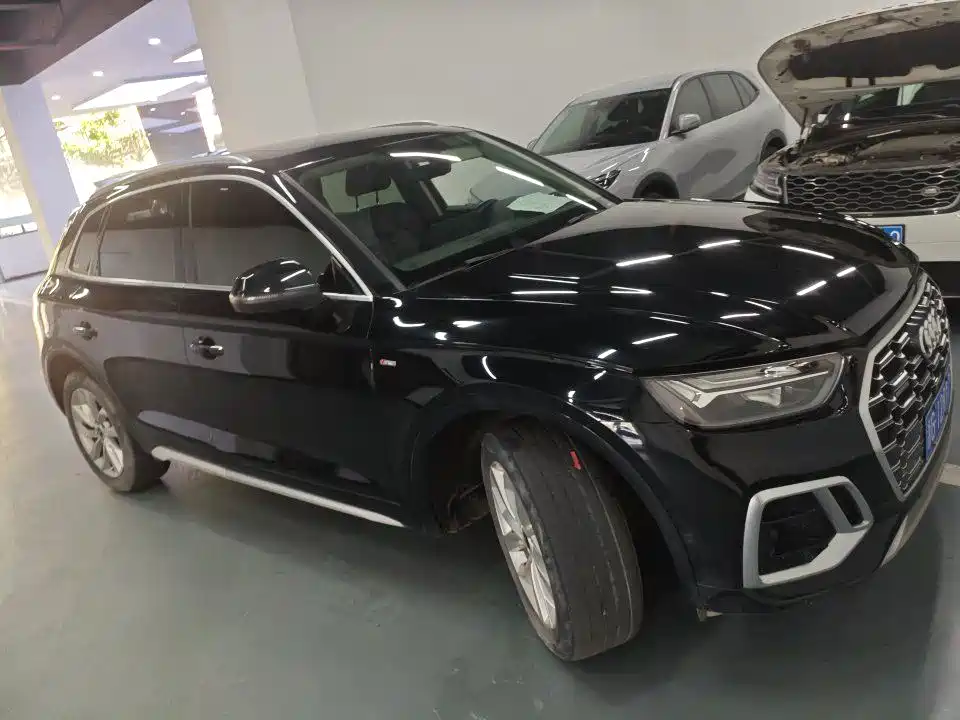 Audi Q5L 2022