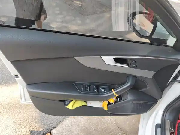 Audi A4L 2019