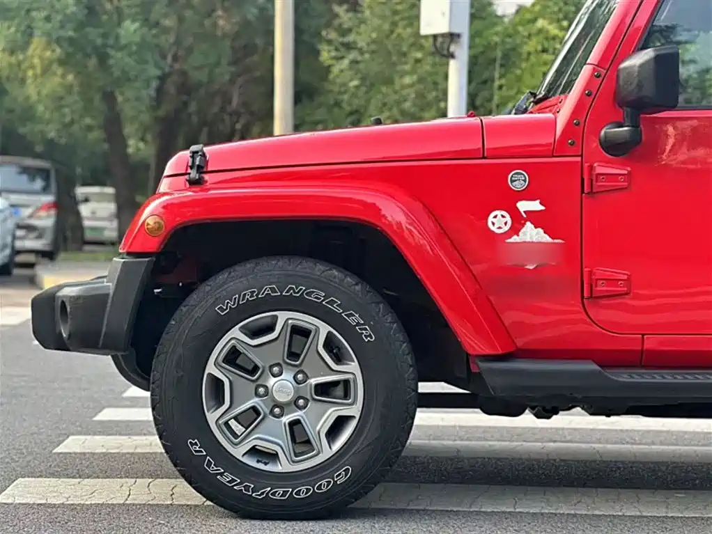 Jeep Wrangler 2017 — фото 11
