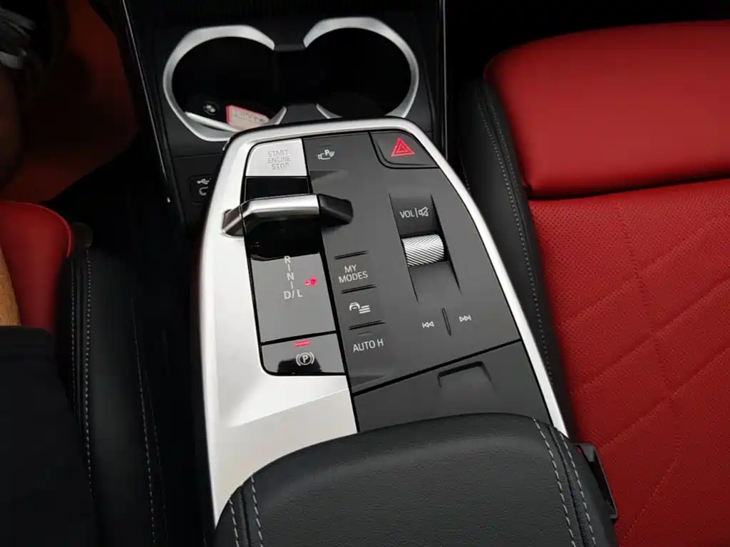 BMW X2 2024 — фото 14