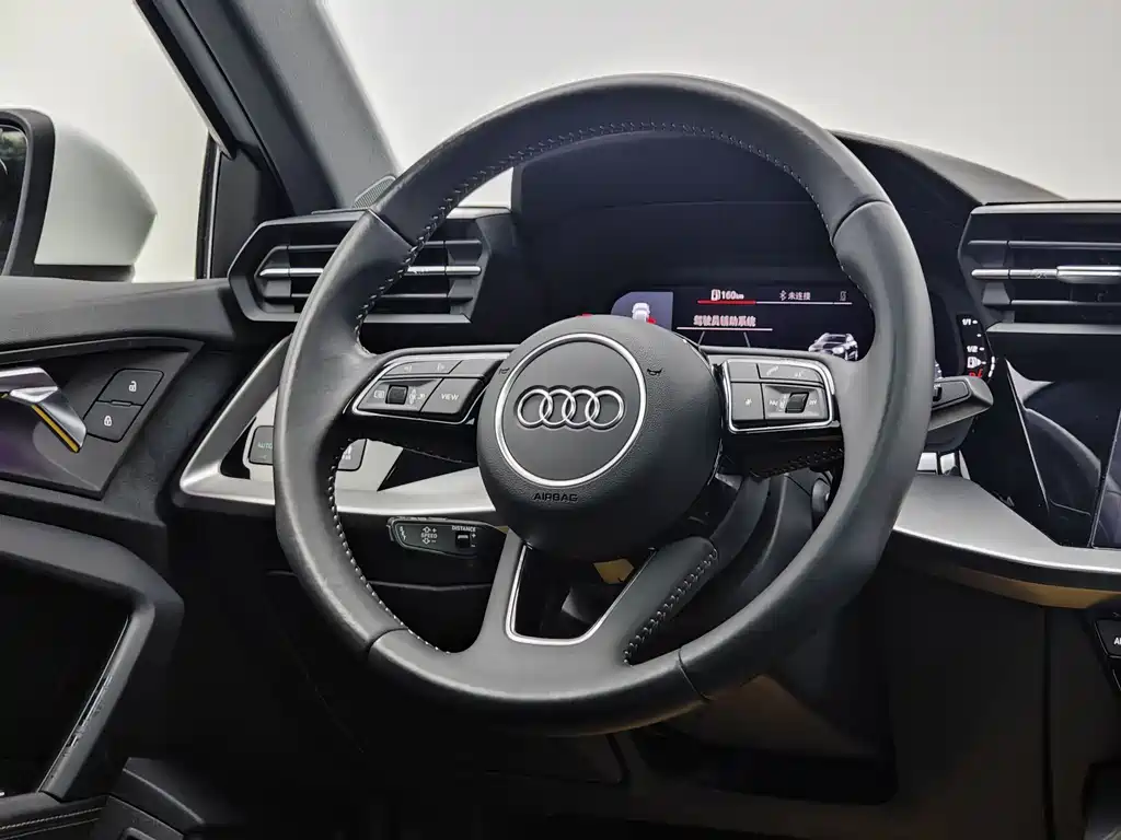 Audi A3 2021 — фото 8