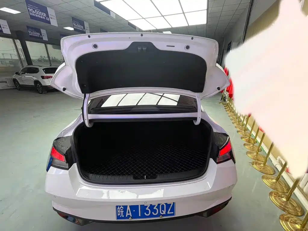 Hyundai Elantra 2023
