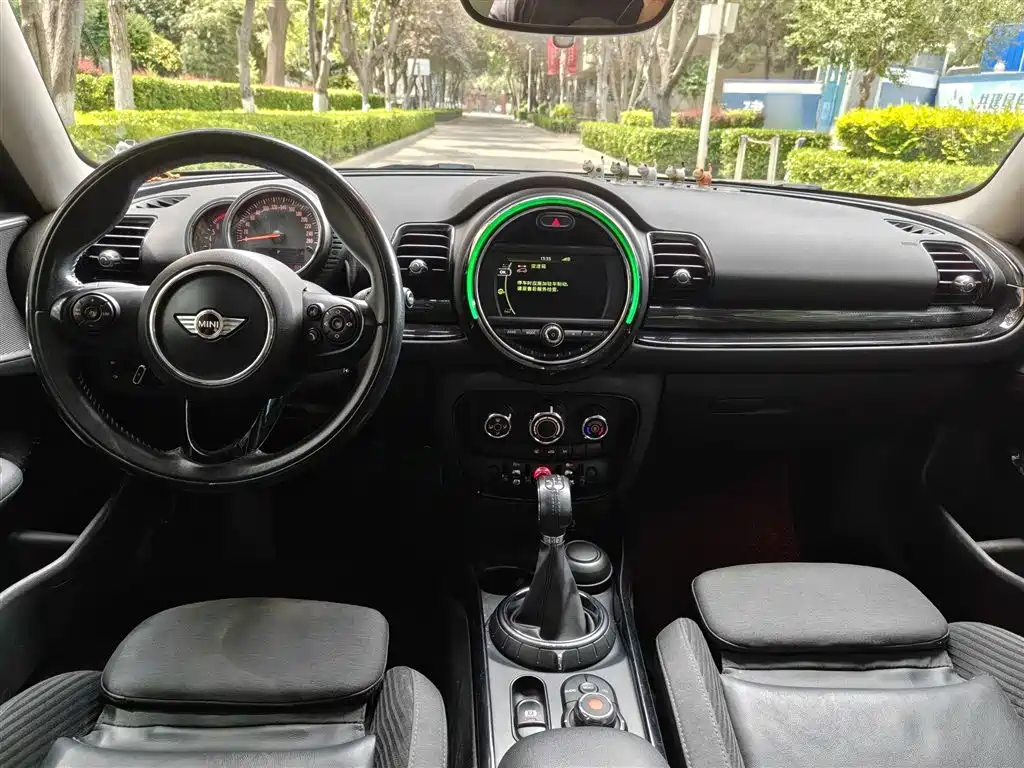 MINI Clubman 2016 — фото 19