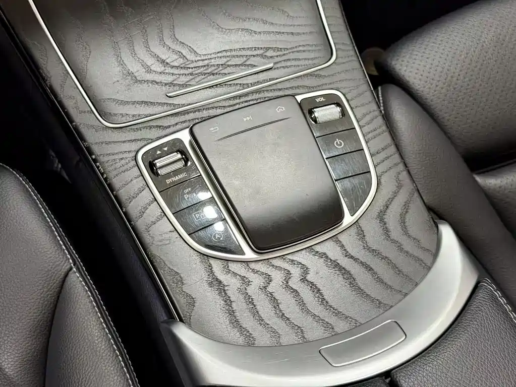 Mercedes-Benz C-Class 2018 — фото 13
