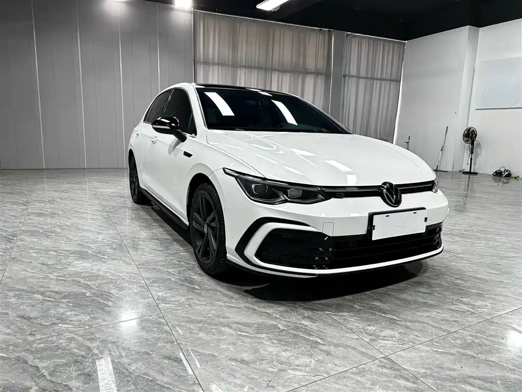Volkswagen Golf 2023
