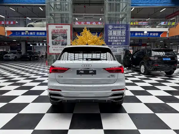 Audi Q3 2023