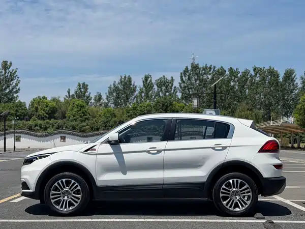 Qoros 5 2019