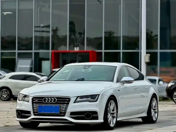 Audi S7 2014