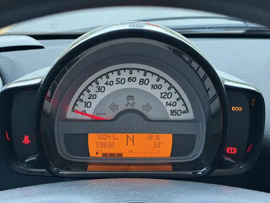 smart fortwo 2014 — фото 12