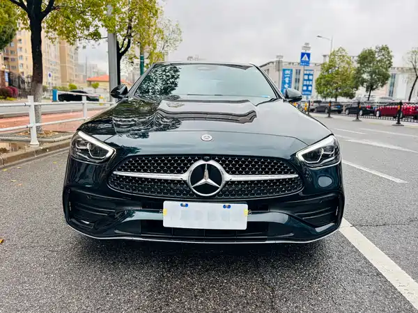 Mercedes-Benz C-Class 2024