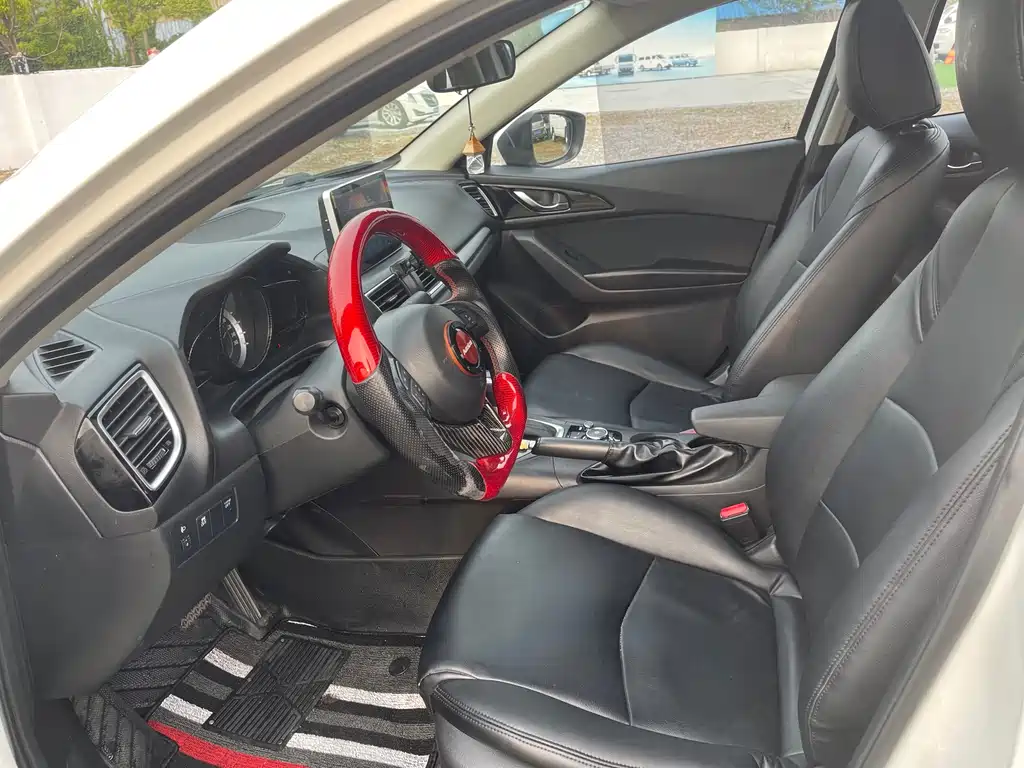 Mazda 3 Angkesela 2016
