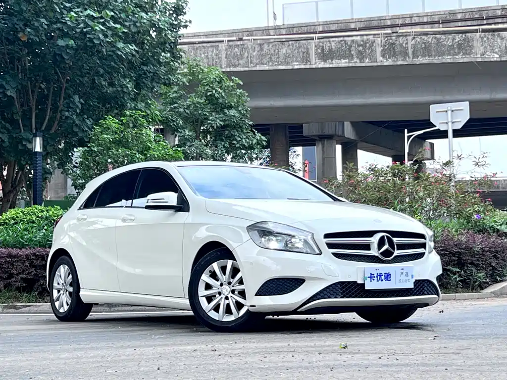 Mercedes-Benz A-Class 2014 — фото 6