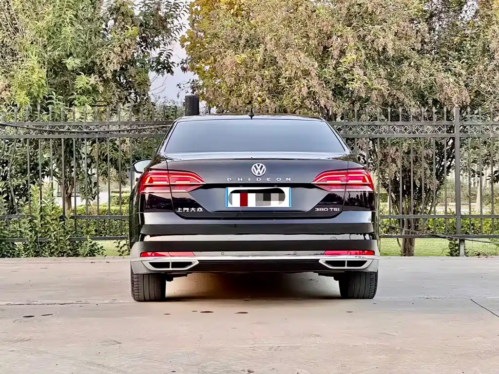 Volkswagen Phideon 2019 — фото 8
