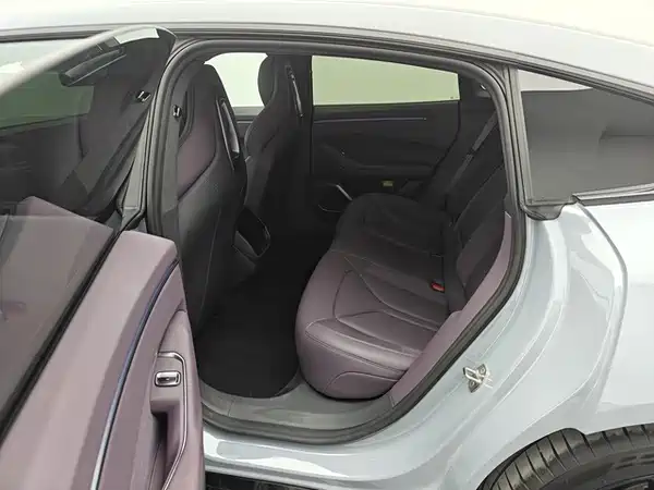 XPeng P7 2025
