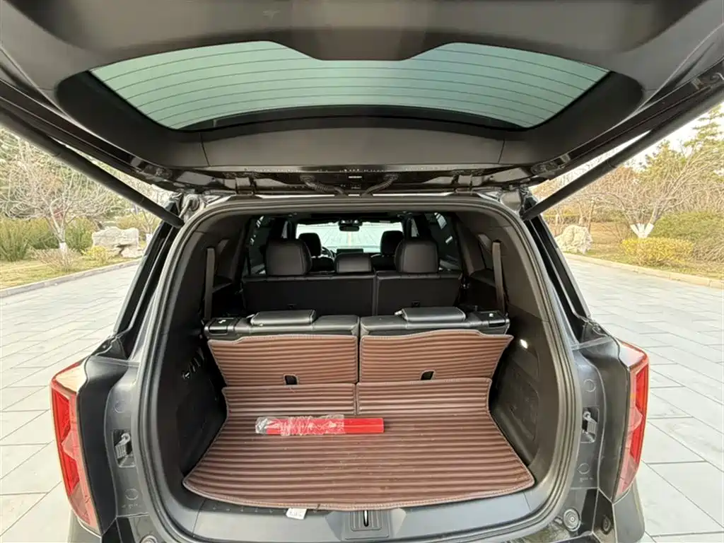 GAC Motor Trumpchi GS8 2023 — фото 13