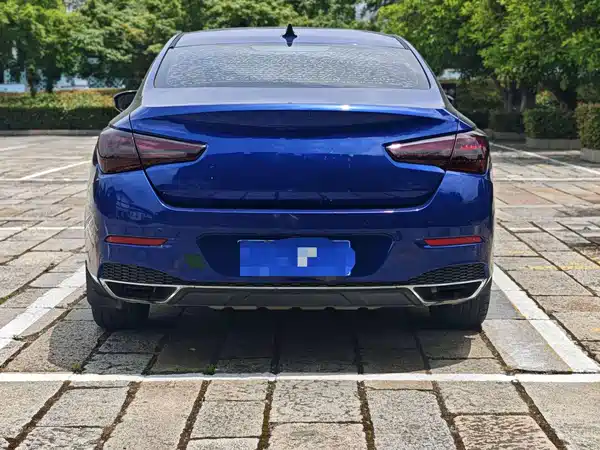 Hongqi H5 2019