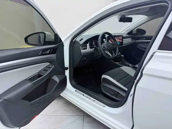 Volkswagen Bora 2022