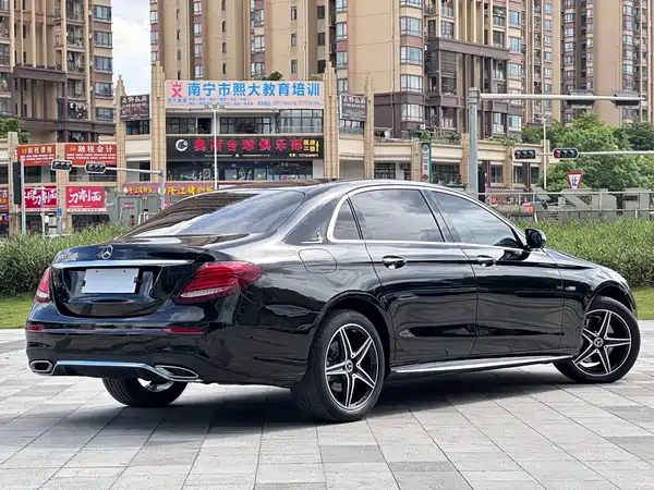 Mercedes-Benz E-Class 2020