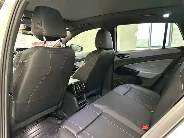 Volkswagen ID.4 X 2024