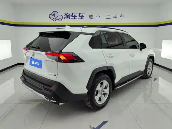 Toyota RAV4 2022