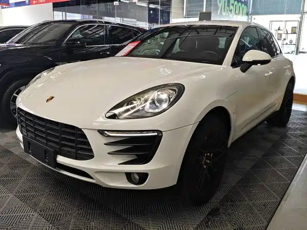 Porsche Macan 2016