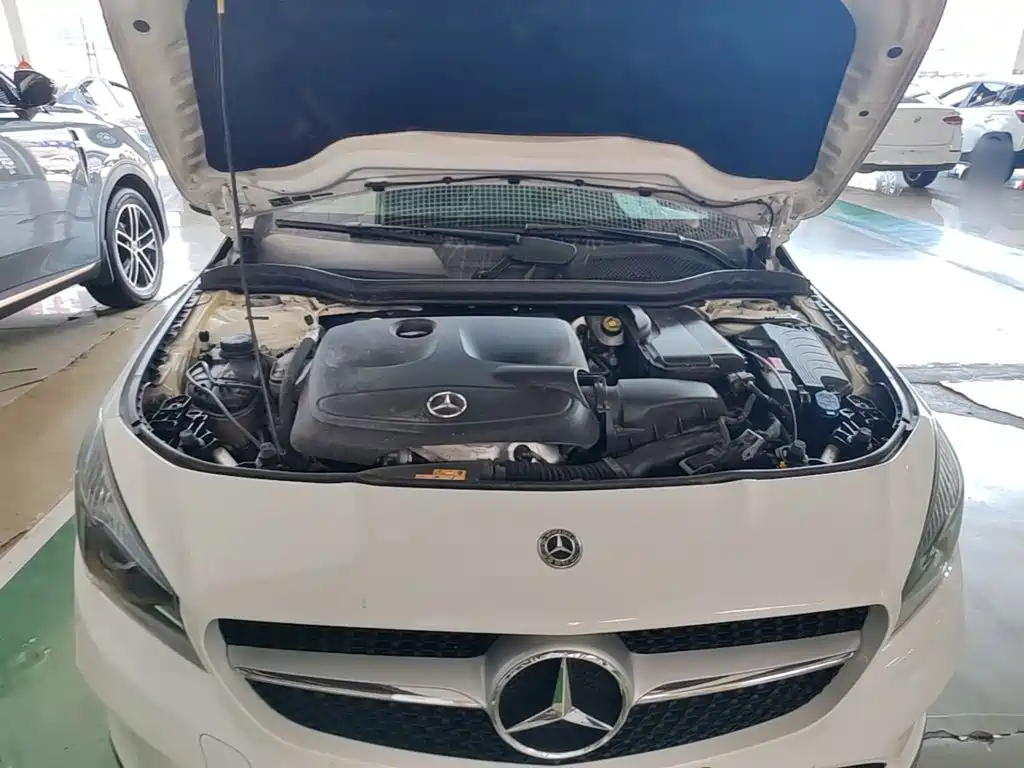 Mercedes-Benz CLA 2018 — фото 20