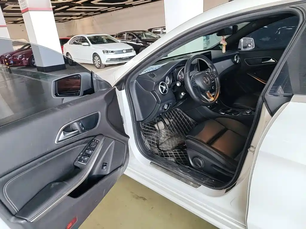 Mercedes-Benz CLA 2018 — фото 16