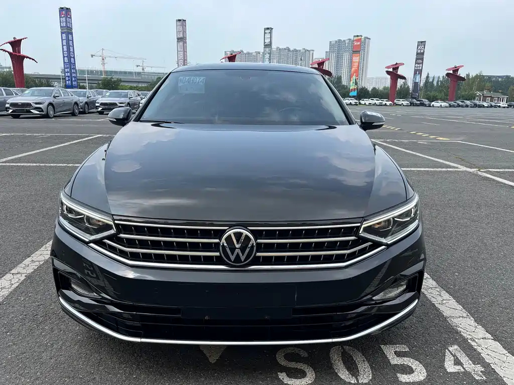 Volkswagen Magotan 2023