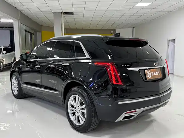 Cadillac XT5 2023