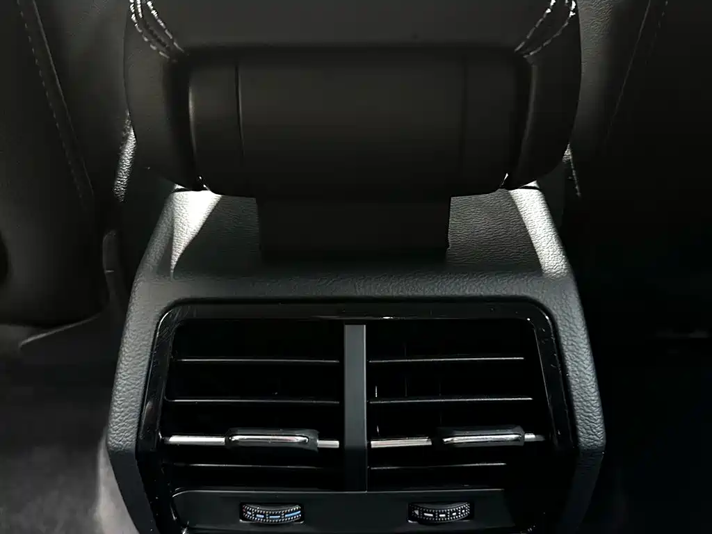 Audi Q3 2023 — фото 17