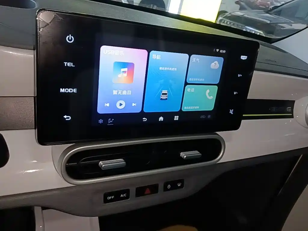 Geely Galaxy Panda 2025 — фото 13
