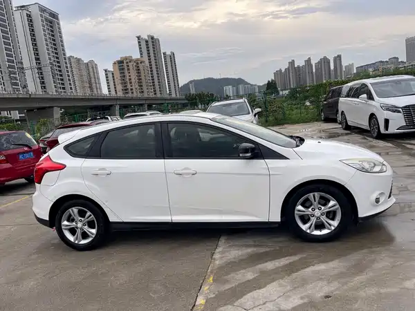 Ford Focus 2014