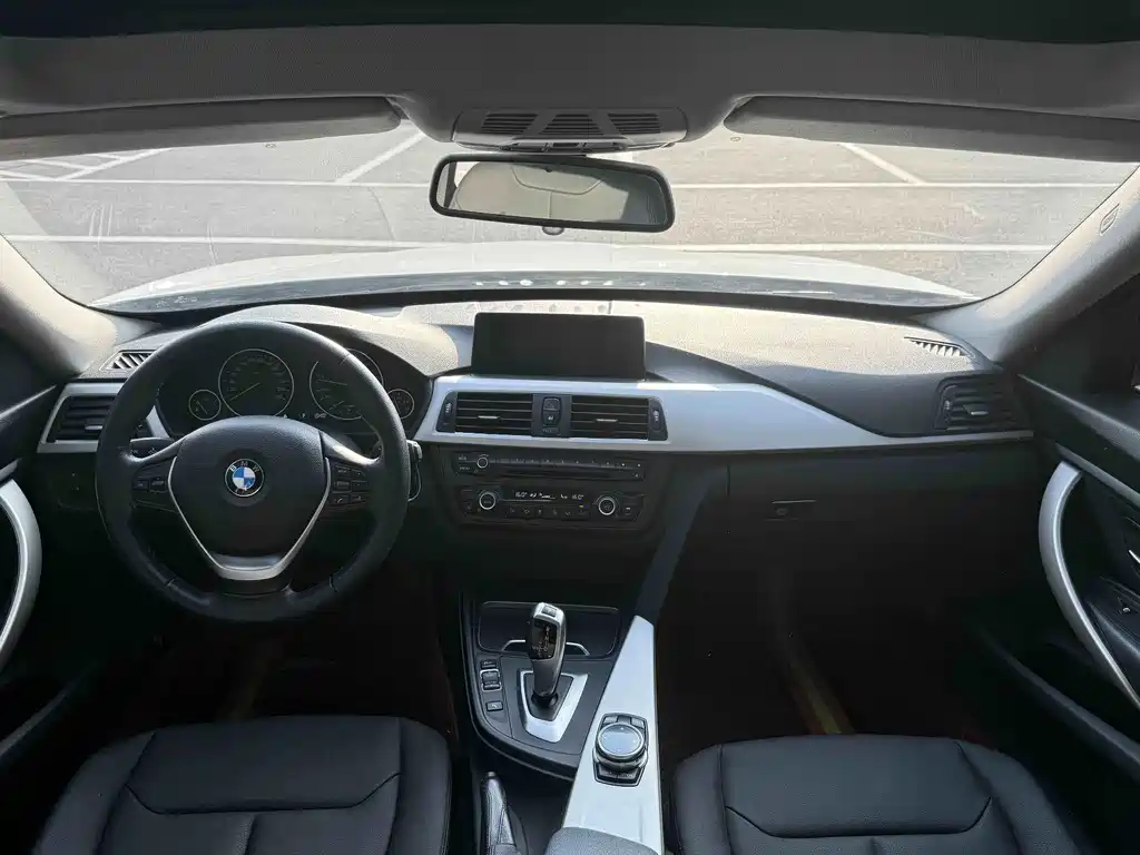 BMW 3 Series GT 2016 — фото 7