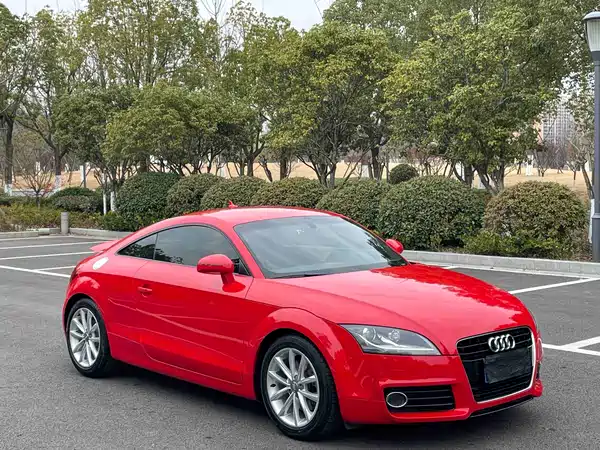 Audi TT 2012