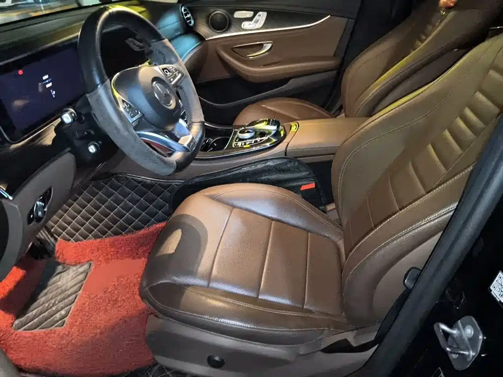 Mercedes-Benz E-Class 2018 — фото 16
