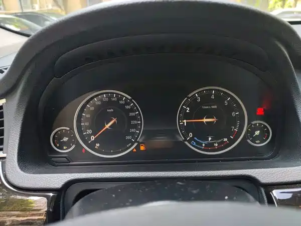 BMW 5 Series GT 2014