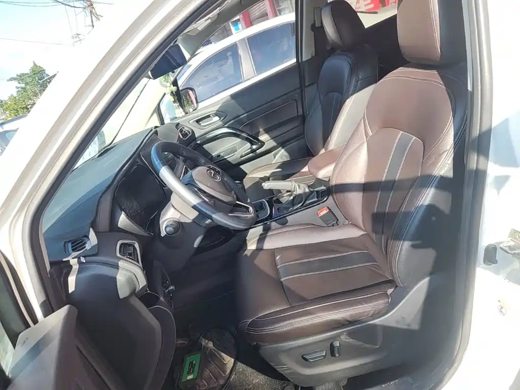 GAC Trumpchi GS4 2019 — фото 15