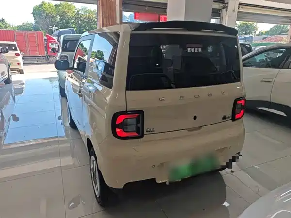Geely Galaxy Panda 2025