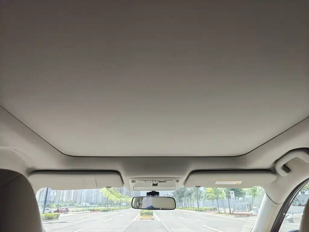 Nissan X-Trail 2015 — фото 14