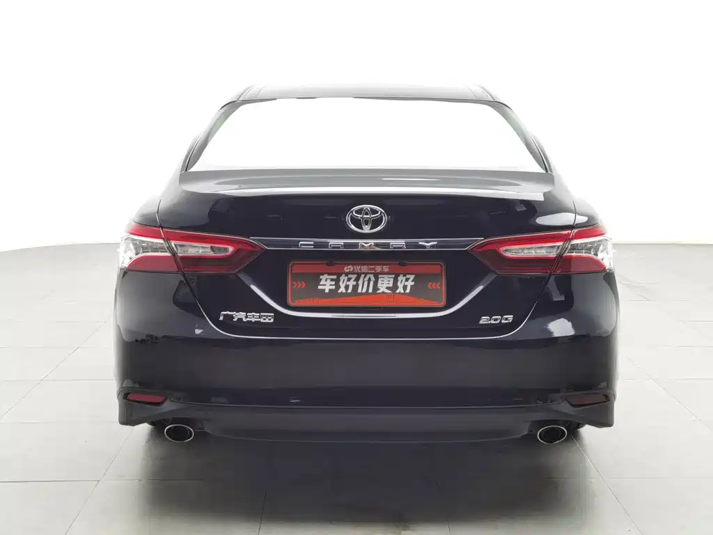 Toyota Camry 2019 — фото 4