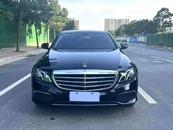 Mercedes-Benz E-Class 2018