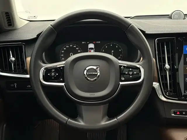 Volvo S90 2020 — фото 11